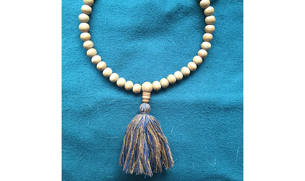 Big image francine sandelwood mala 2