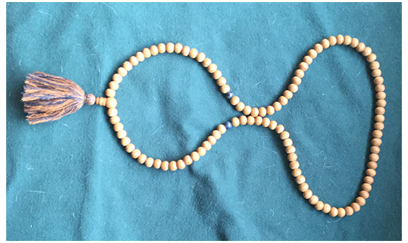 Big image francine sandalwood mala 1