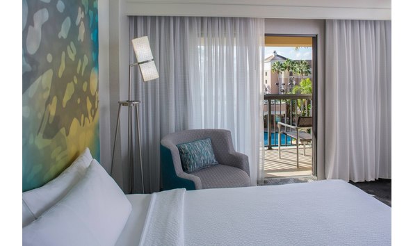 Big image marriottvillage 2