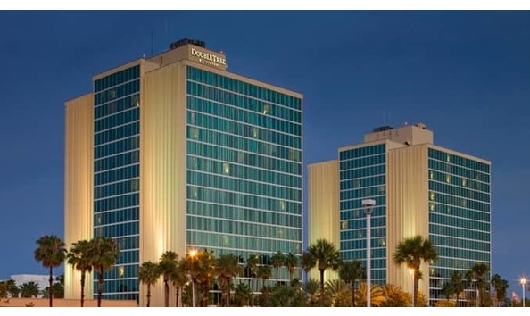 Big image dt universal 1