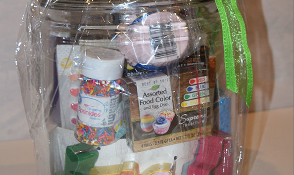 Big image decorating gift basket a