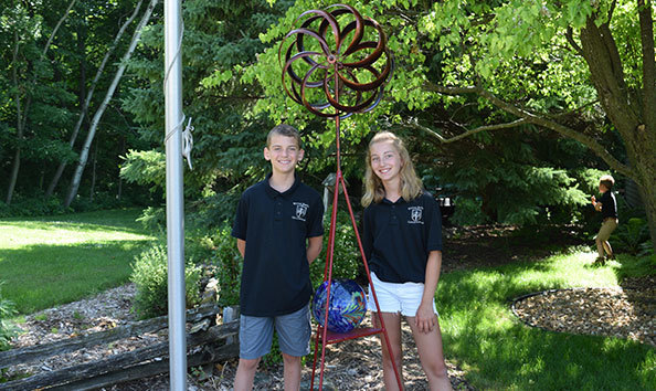 Big image yard spinner b