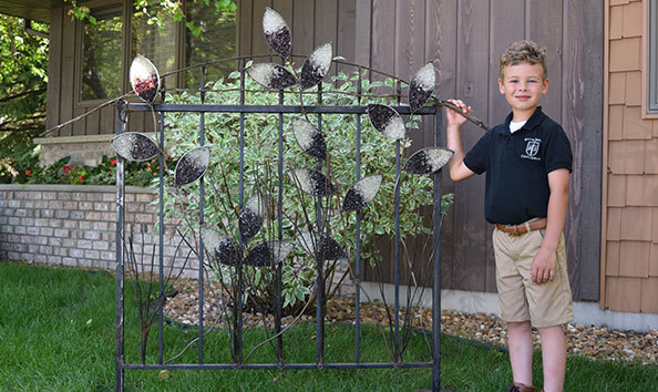 Big image wine art fence b