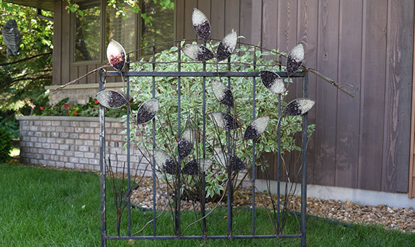 Big image wine art fence d