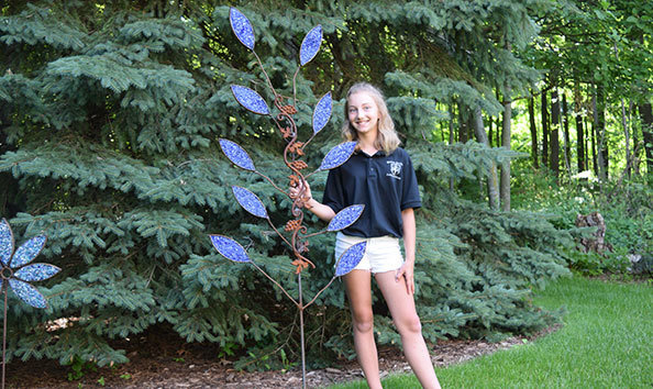 Big image wine art petals a