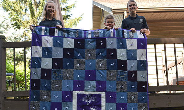 Big image raider quilt a