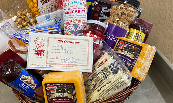 Big image pig basekt b