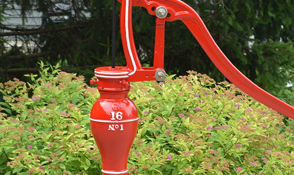 Big image water pump c