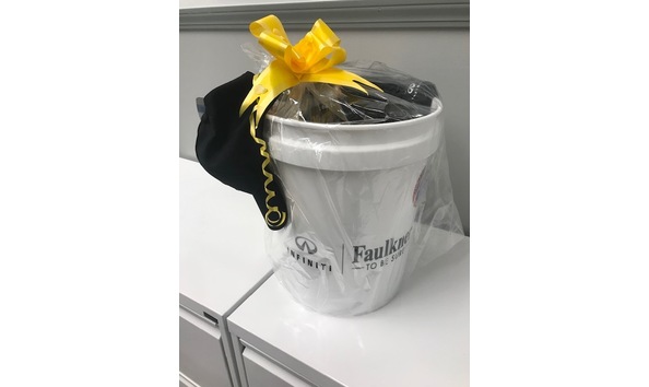 Big image faulkner infiniti bucket1