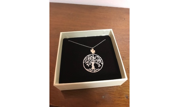 Big image tree necklace 72