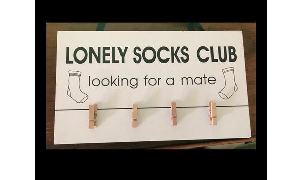 Big image lonely socks club