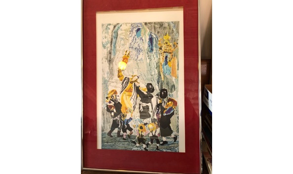 Big image rabbis dancing pic