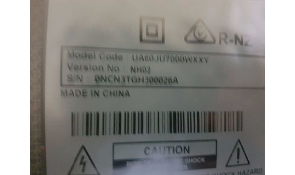 Big image samusungva60ju6400wxx on stand   pic 2