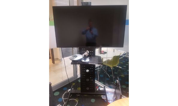 Big image phillips 50pfh5129 tv on stand