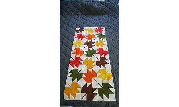 Big image nil table runner