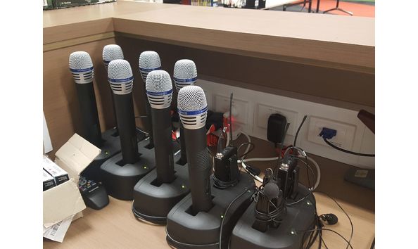 Big image conf room mikes