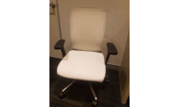 Big image white office chair