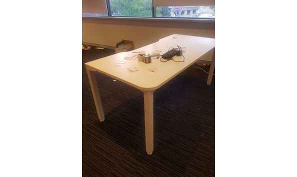 Big image white desk