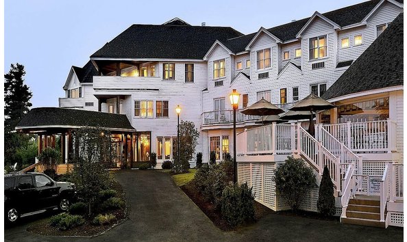 Big image wolfeboro inn dusk exterior from parking lot ver 2 orig