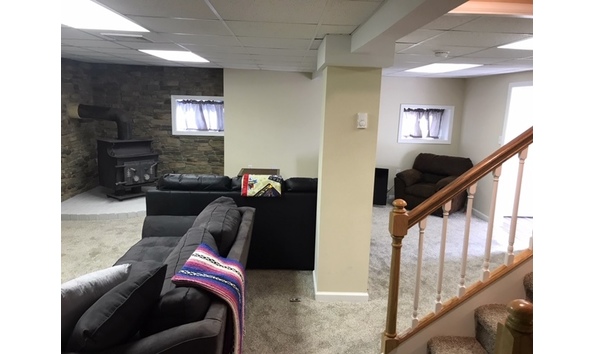 Big image bsmt w stairs
