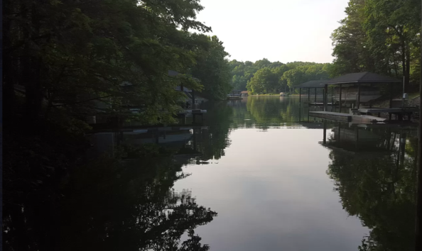 Big image sml lake house 