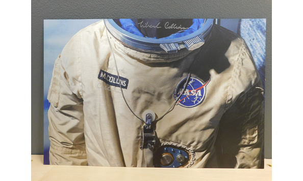 Big image collins metal print with two sigs4