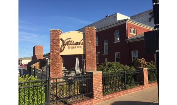 Big image wonderful downtown restaurant