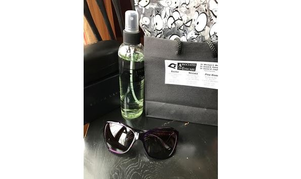 Big image associates in eyecare1