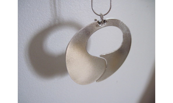 Big image bertoiasnakependant  1 