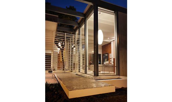 Big image linnell house  ladera herights  la  1965 charles w. wong 6