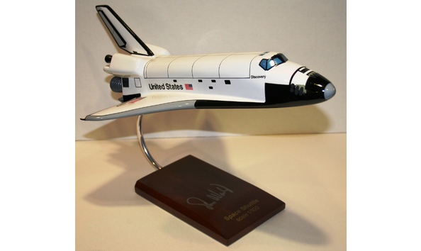 Big image shuttle hawley 1 100