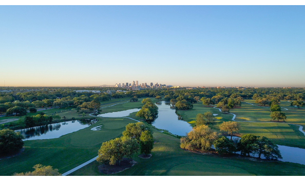Big image bayou oaks at city park south course drone shot