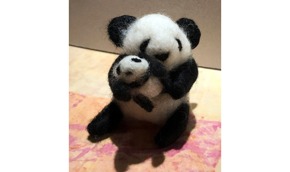 Big image mommee mei and baby biscuit small