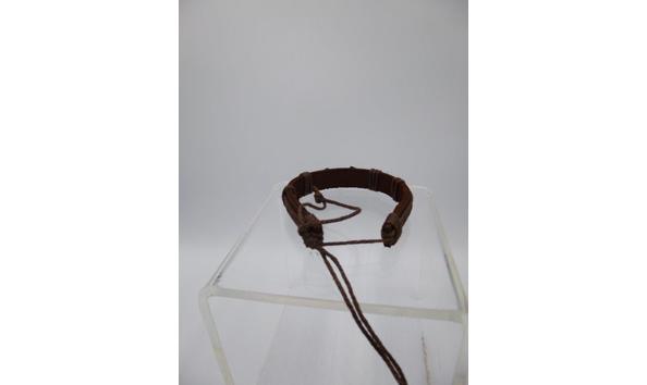 Big image 201912jwy005batmanpewterbracelet2