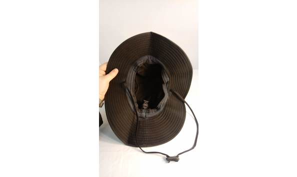 Big image 201807app005walkinghat4