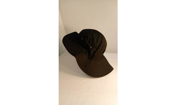 Big image 201807app005walkinghat2