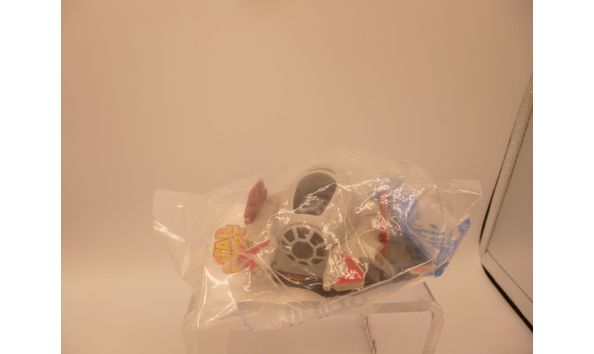 Big image 201710afig005 starwars 10 burger king toys 7  2 