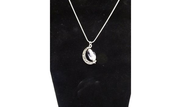 Big image 201907jwy003yinyanghorsenecklace2