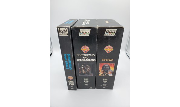 Big image 20190819vhs003 20201213 125800  pertwee doctor who set