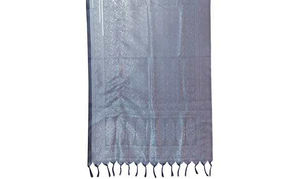 Big image 73 silvershawl 1