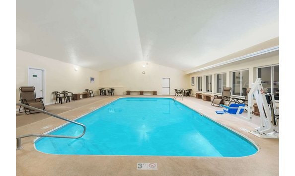 Big image hawthorne pool1