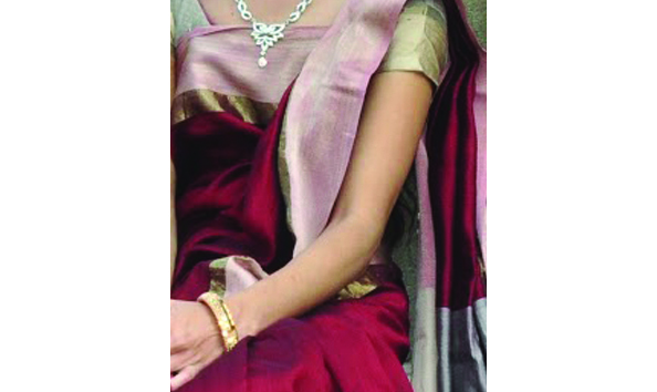 Big image 43 burgandysaree 2