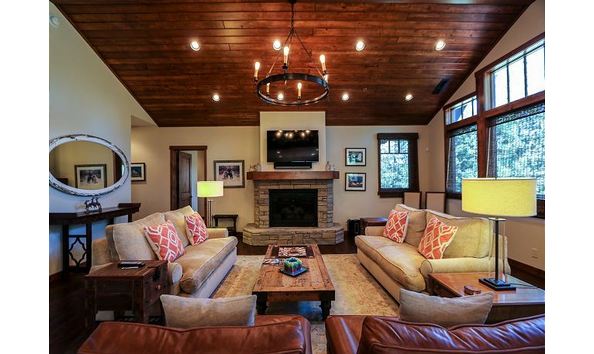 Big image 1012230329