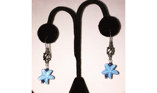 Big image starfish earrings