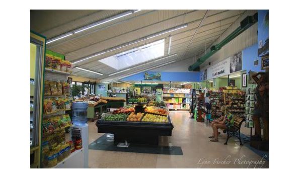 Big image niwot market 3