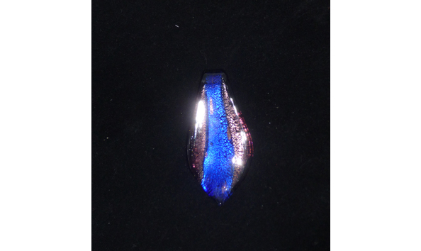 Big image 201608jwy001   blue and lilac fused glass pendant