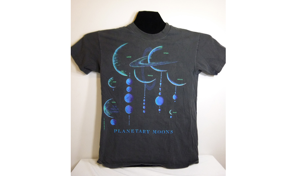 Big image 202103app005   planetary moon shirt