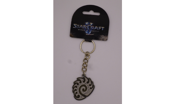 Big image 202103acc006   starcraft ii zerg keychain