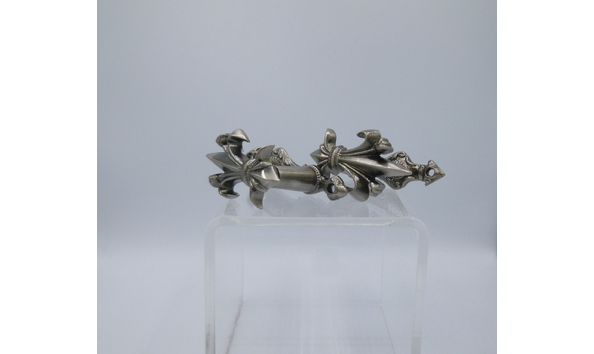 Big image 202102hware005   fleur de lis sword hangers