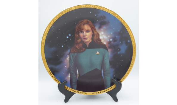 Big image 202102coll029   sttng dr crusher